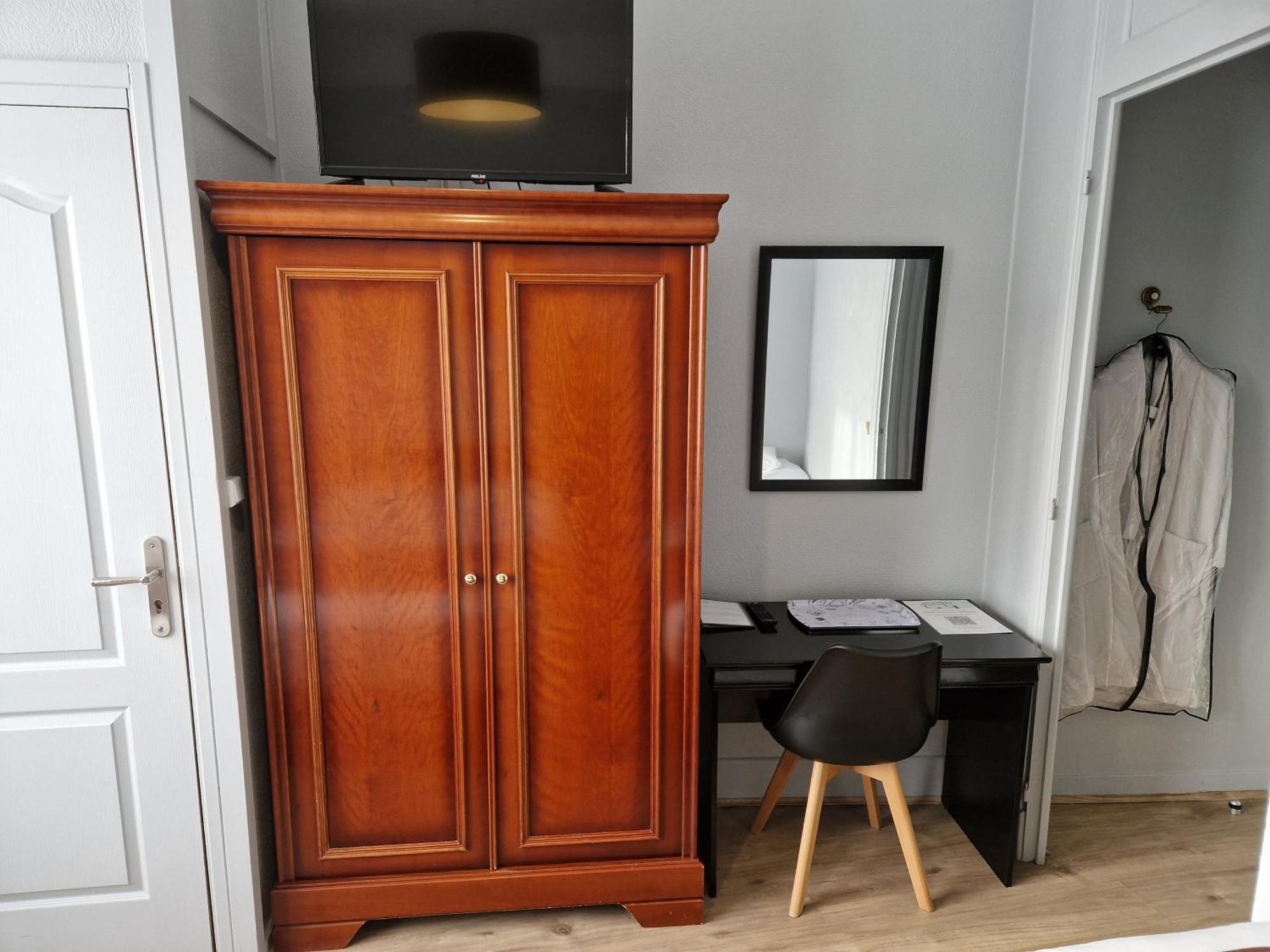 Hotel Le Splendid Troyes Esterno foto