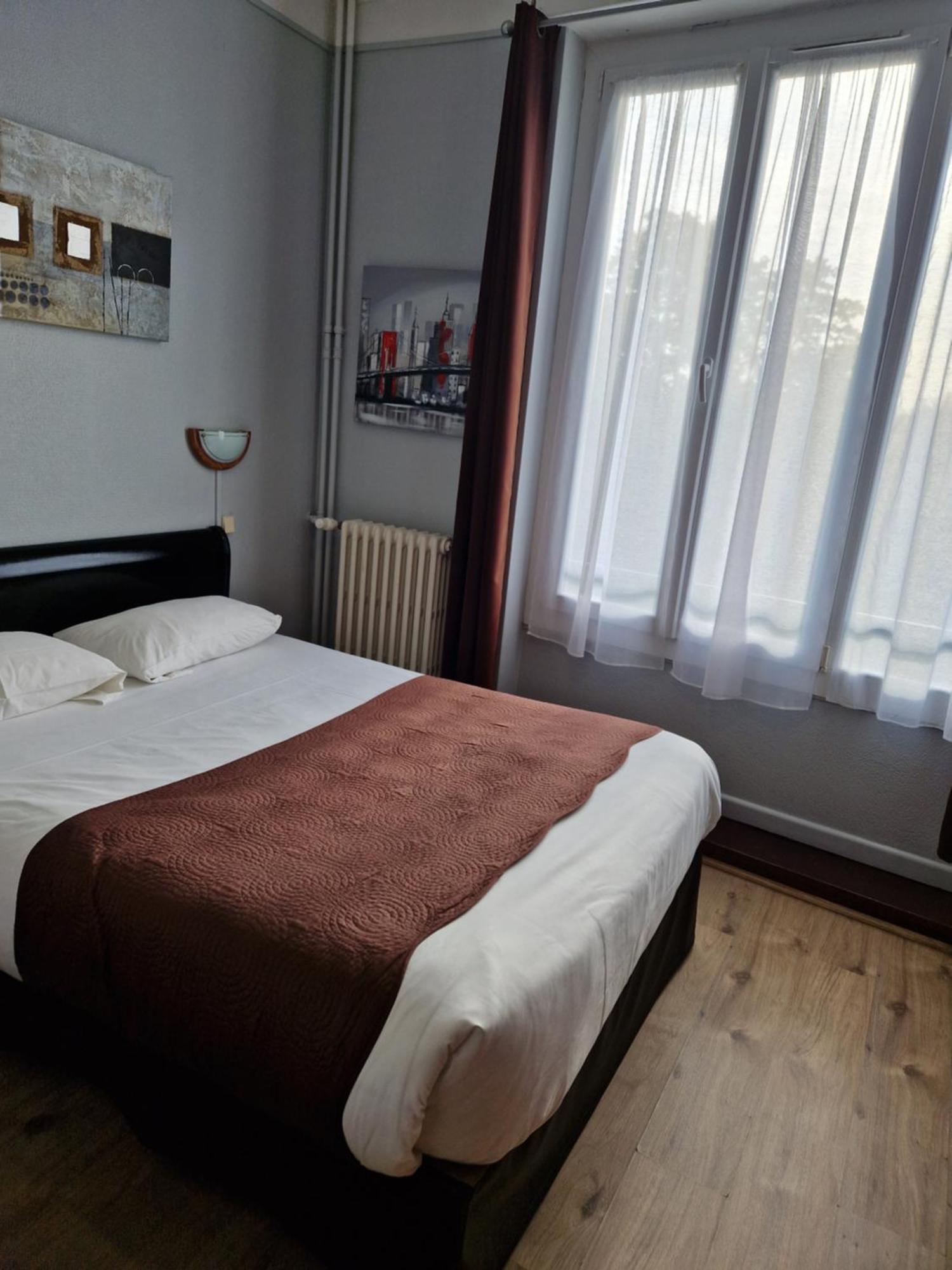 Hotel Le Splendid Troyes Esterno foto